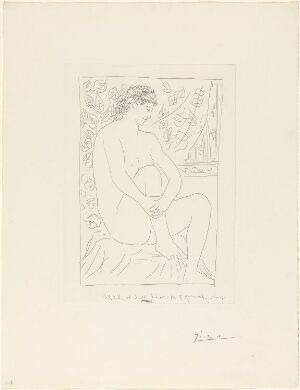  Etching by Pablo Picasso titled "Naken kvinne sittende foran forheng," featuring a stylized seated woman with one knee raised, in front of a patterned backdrop suggestive of foliage. The work is a line etching with black lines on white paper, emphasizing form and contours without the use of color.