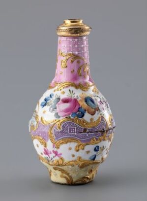  An exquisite multi-colored enameled copper snuff bottle titled "Snusflaske" by an unidentified artist, featuring a white background with pink roses, blue florals, and decorative gold-accented purplish-blue shapes on its surface.