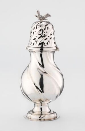  An elegant silver sugar shaker titled 'Sukkerdrysse' by Marcus Møller, featuring a reflective bulbous shape with a delicate pierced decoration on the upper section and a figurative finial on the lid, set against a neutral background.