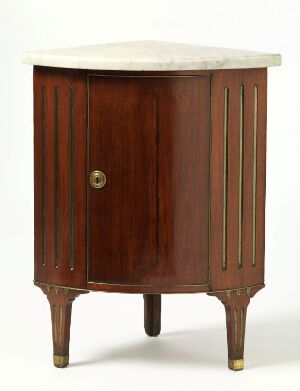  A polished and stained mahogany veneer corner cabinet titled "2 hjørneskap" by an unidentified producer, featuring a marble top with natural veining, vertical grooves on the front, and brass fittings on tapered legs.