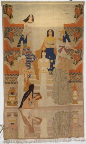  "Faraos datter," a tapestry by Frida Hansen, features a central feminine figure in an Egyptian-style ensemble, with subordinate figures and animals on either side, all woven in warm earthy tones with Egyptian motifs in the borders.