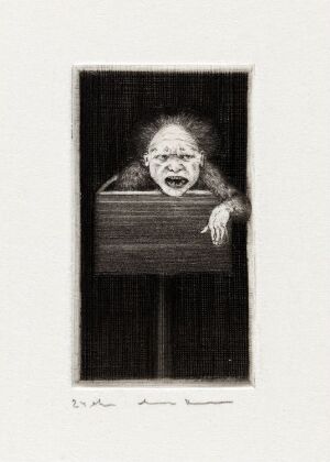  "Mor, hvorfor holder du meg så fast? V" by Arne Bendik Sjur, a monochromatic drypoint etching showing an elderly woman with an expressive face and wide-open mouth, leaning over a crossbar in a dark rectangular frame, creating a dramatic juxtaposition of light and shadow.