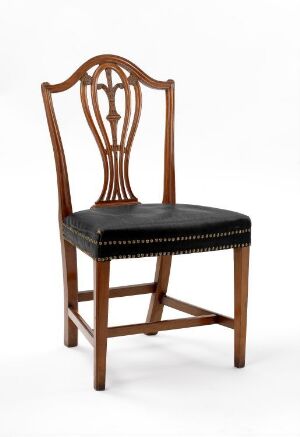  An elegant reddish-brown wooden chair with a black upholstered seat and decorative openwork backrest, set against a white background.