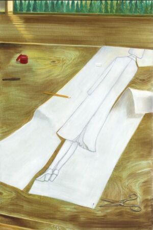  "Underveis 1" by Liv Ørnvall, an oil on linen fine art painting depicting an off-white shirt with visible folds laid out on a surface of warm golden brown wood with swirling patterns. A muted green-yellow fence is seen above, and a single red object, possibly an apple, rests to the left of the shirt.