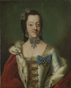  Oil portrait titled "Charlotte Amalie, prinsesse av Danmark" by Peder Wickmann on canvas, depicting Princess Charlotte Amalie from the waist up with a fair complexion, adorned with pearl hair accessories, wearing a gold and pale blue gown with intricate detailing, a large jeweled pendant,