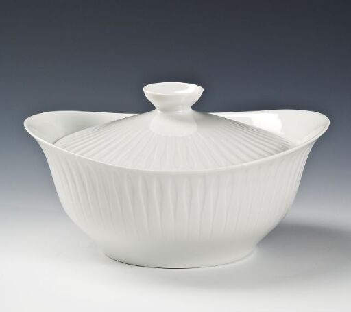 Tureen with lid