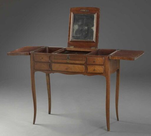 Dressing table