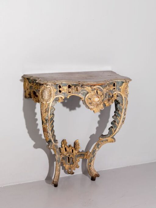 Console table