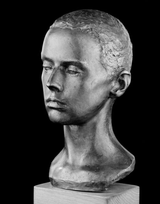 Maleren Gladys Nilssen Raknerud