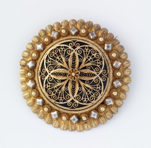 Brooch