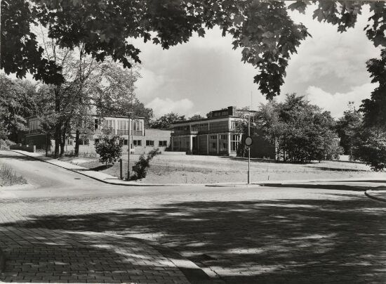 Den norske Ambassade i Stockholm fra sørvest
