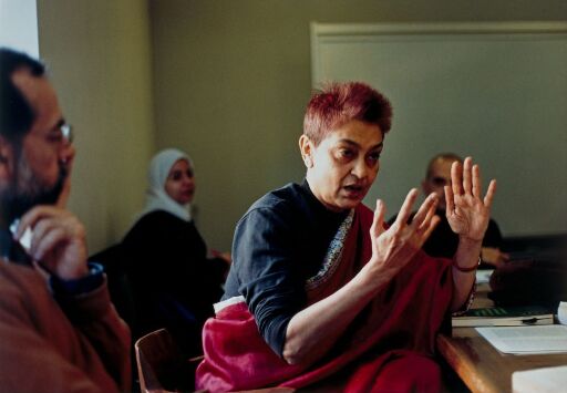 S/L: Gayatri Chakravorty Spivak, Hamid Dabashi, Introduction to Comparative Literature and Society, New York, 12/1/1999