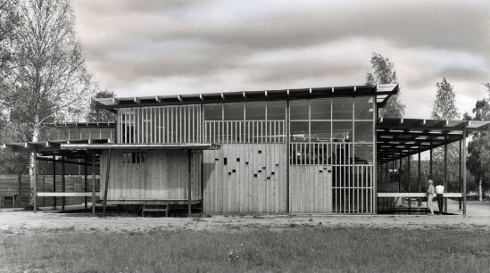 Restaurant og dansepaviljong på Glomdalsmuseet, fasade mot sør