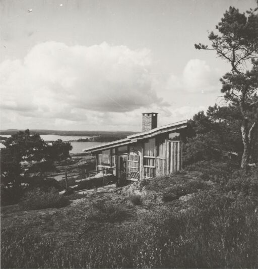 Cabin for director Bergendahl