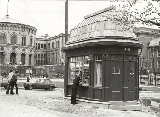 Restaurering av Narvesen-kiosken på Grand-hjørnet