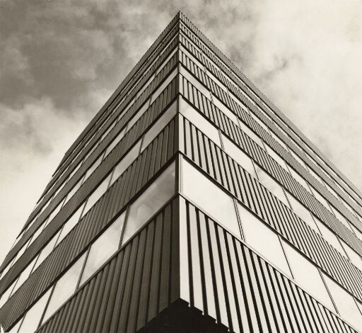 Workshop, storage and administration building for Siemens Norway