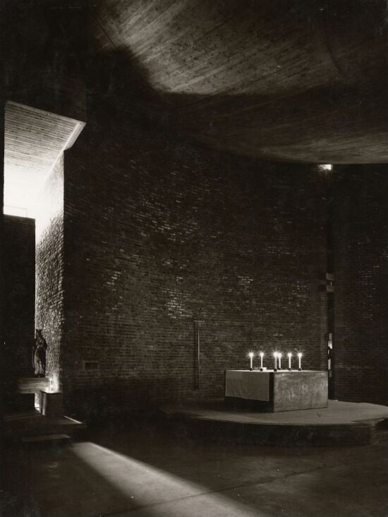 St. Hallvard kirke og kloster, fra kirkerommet