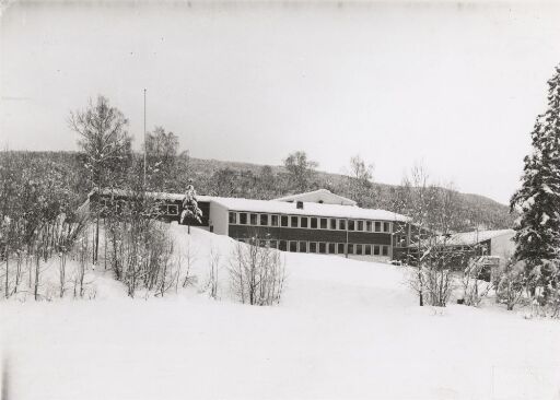 Atrå samfunnshus og skole