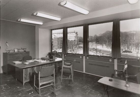 Kontorbygning med reisebyrå for SAS, kontorinteriør