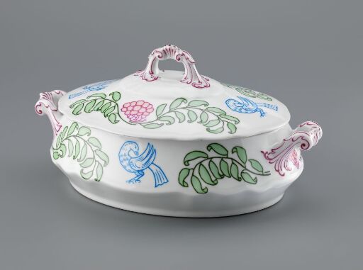 Tureen with lid