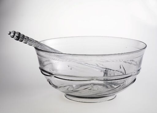 Punch bowl