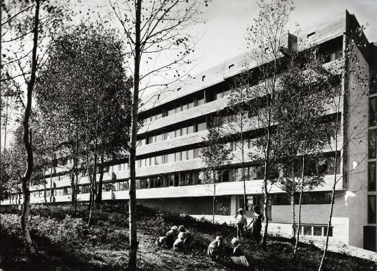 Boligblokk på Bjørnekollen