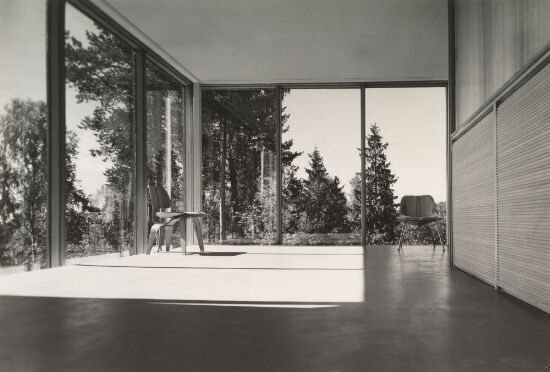 Eames-stoler i Planetveien