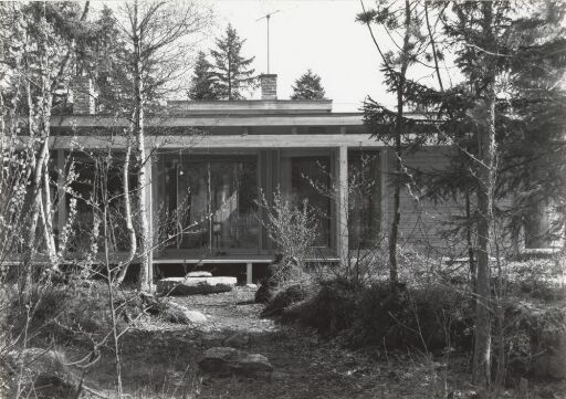 Villa Schreiner. Garden facade