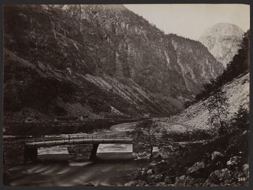 Parti af Nærødalen i Sogn