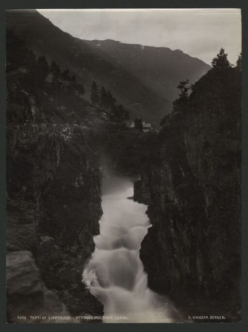 Svartgjel waterfall at Borgund