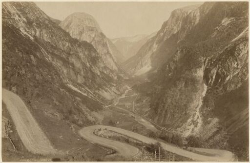 Naerodal Pass