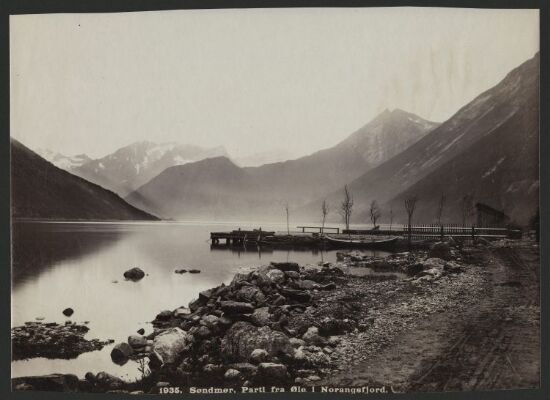 Søndmør, Parti fra Øie i Norangsfjord