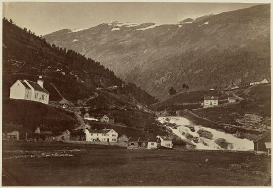 Fra Hellesylt (i Sundelven)