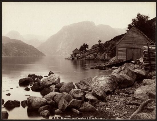 Maurangerfjorden i Hardanger