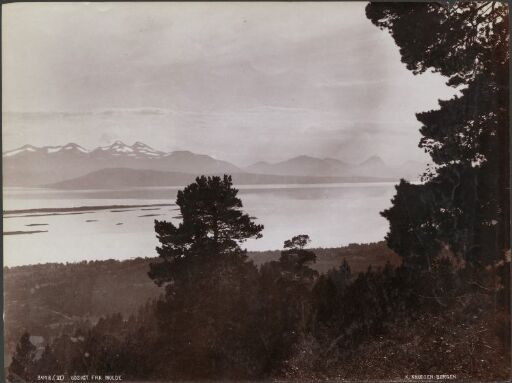 (III) Udsigt fra Molde