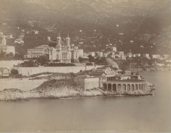 Principauté de Monaco - Monte-Carlo, vue prise de Monaco