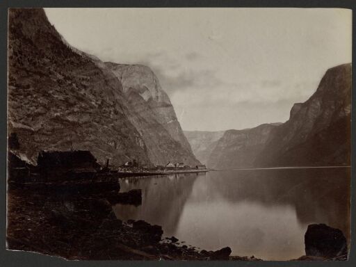 Parti af Nærøfjorden i Sogn