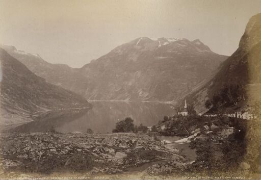 Geirangerfjord, Parti fra Mærok