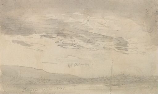 Skystudie med kystparti og seilbåt