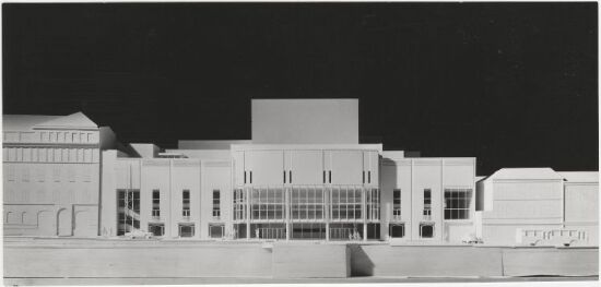 Modell av Det Norske teatrets hovedfasade