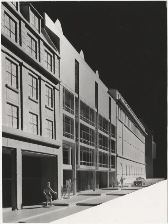 Modell av Det Norske teatret, fasade mot Rosenkrantz' gate