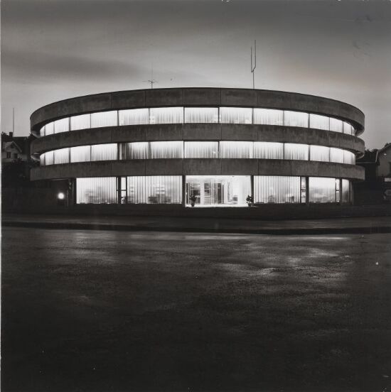 Kontorbygg med verksteder for Gustav A. Ring A/S