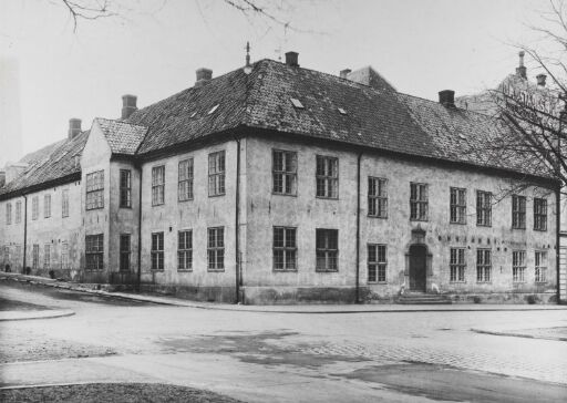 Reconstruction of Waisenhuset