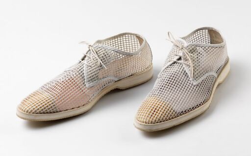 S/S 03 Homme Collection men. Micro sole mesh 3 eyelet derby.