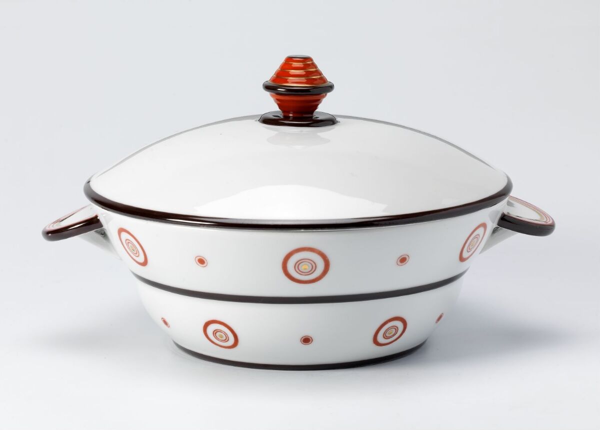Nora Gulbrandsen Porsgrunds Porsel nsfabrik AS Dish Nasjonalmuseet 