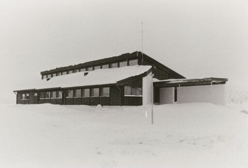 Láhpoluoppal barneskole