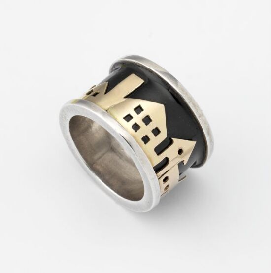 Finger ring