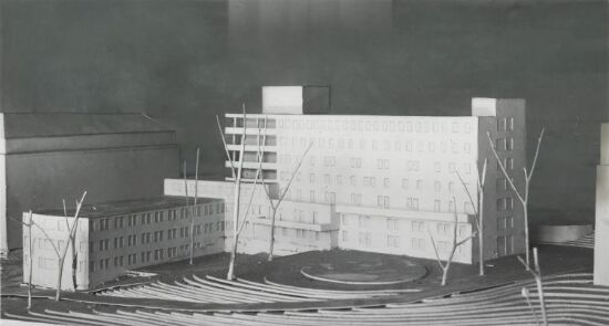 Modell av barneklinikken ved Rikshospitalet. Fasade mot sørøst