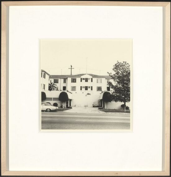 Beverly Manor Apartments