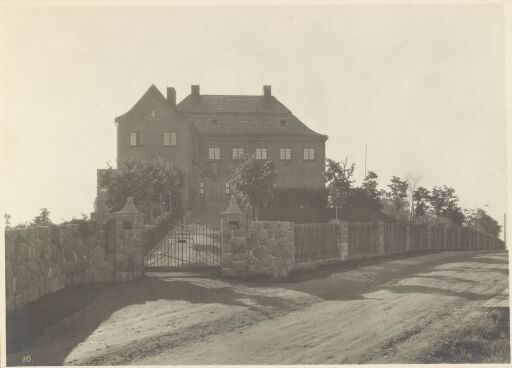 Høyershus